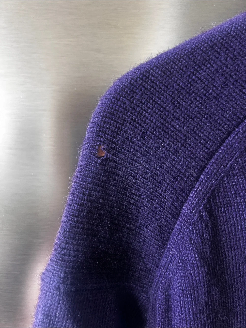 Banana Republic XL 100% Merino Wool V Neck Sweater Purple Flaw